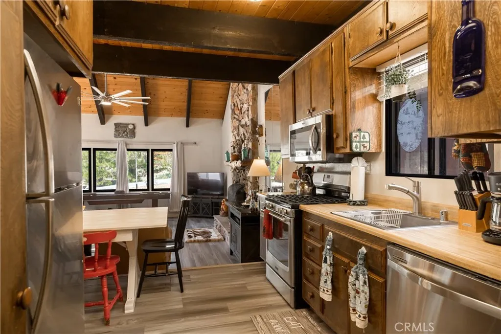 Additional image 39 of 39945 Trail Of The Whispering Pines Pnes, Big Bear Lake, CA 92315