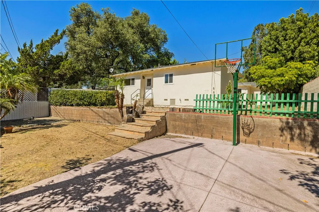 Additional image 34 of 9601 Creemore Place, Tujunga, CA 91042