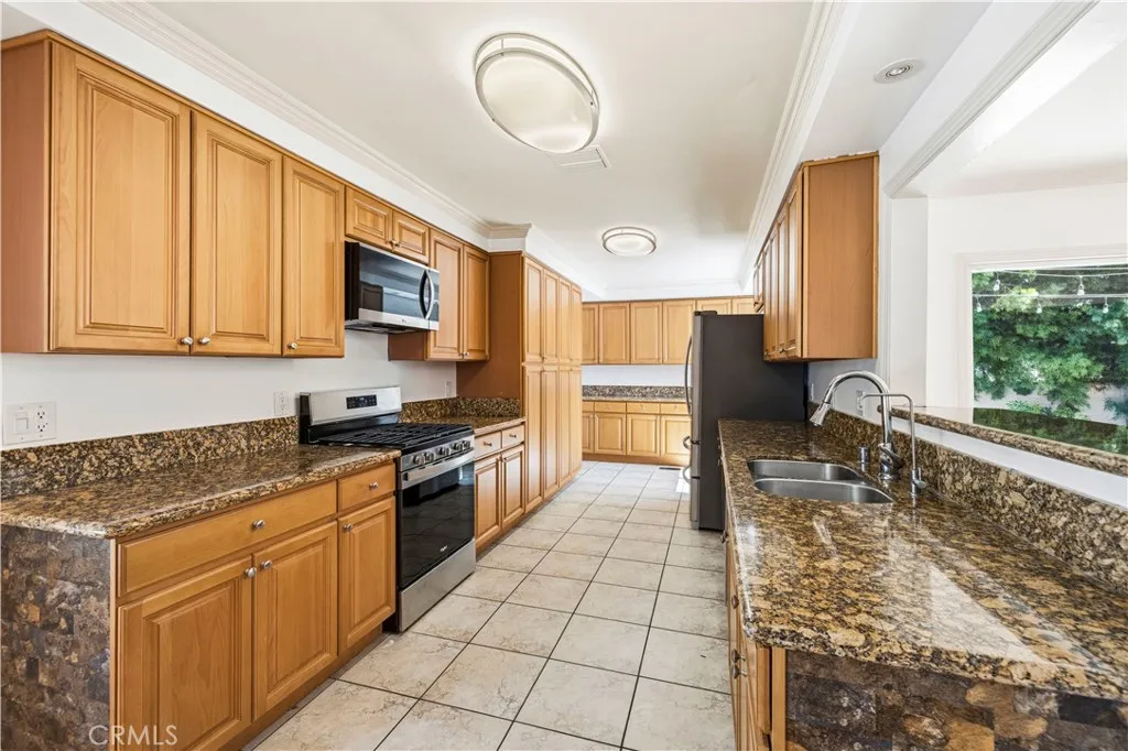 Additional image 46 of 9601 Creemore Place, Tujunga, CA 91042