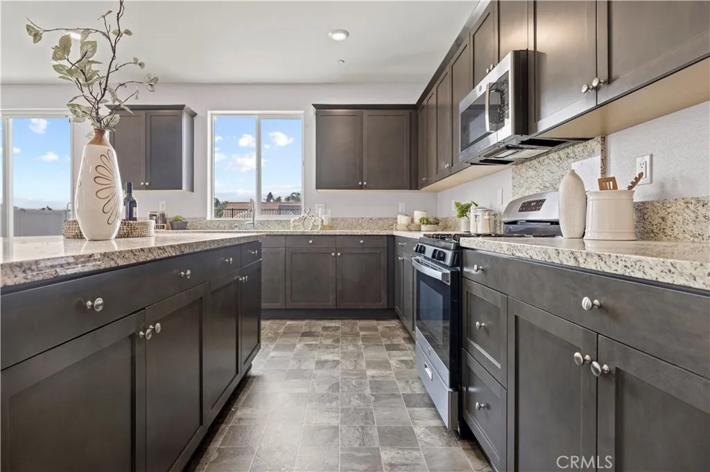 Additional image 112 of 2957 Flagstaff Dr, Jurupa Valley, CA 92509