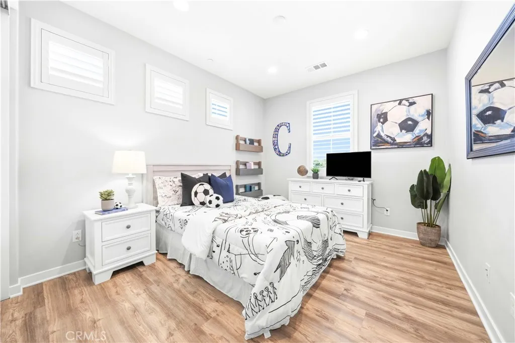 Additional image 27 of 49 Finch, Lake Forest, CA 92630