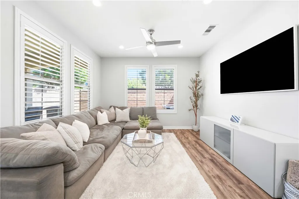 Additional image 5 of 49 Finch, Lake Forest, CA 92630