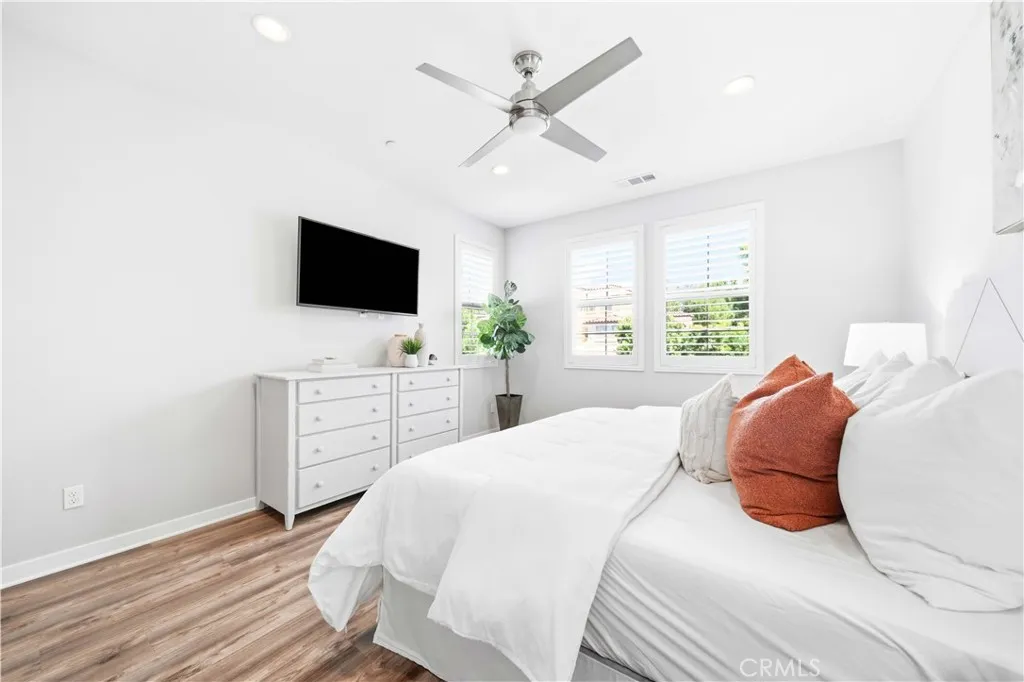 Additional image 91 of 49 Finch, Lake Forest, CA 92630