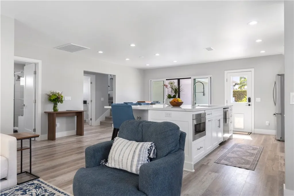 Additional image 8 of 286 Glendora Avenue, Long Beach, CA 90803