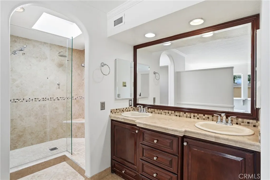 Additional image 29 of 121 Alabama St, Huntington Beach, CA 92648