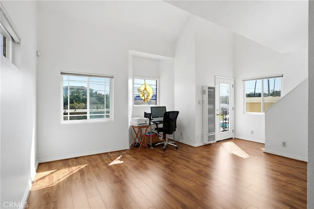 Additional image 45 of 121 Alabama St, Huntington Beach, CA 92648