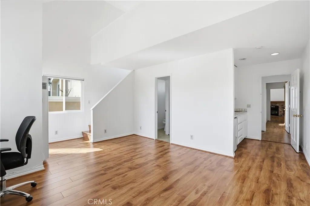 Additional image 46 of 121 Alabama St, Huntington Beach, CA 92648