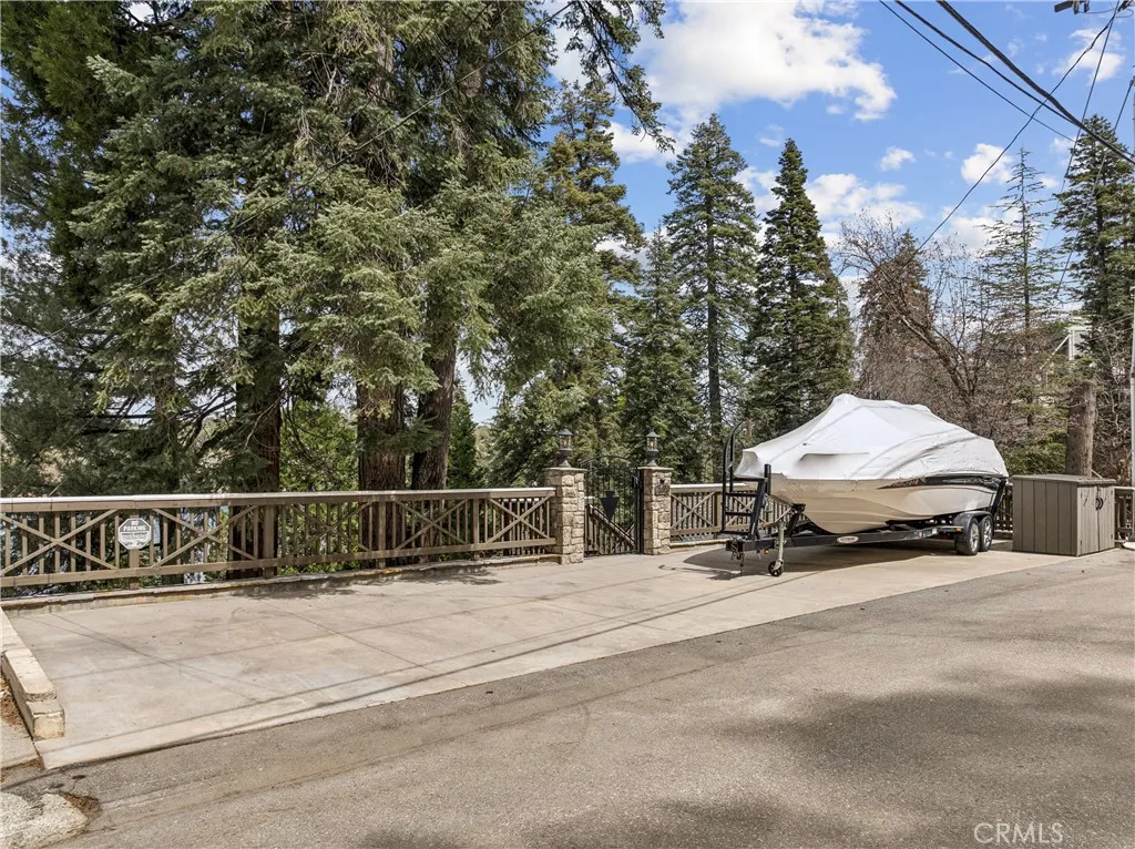 Additional image 80 of 28898 Palisades Dr, Lake Arrowhead, CA 92352