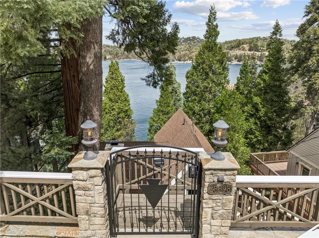 Additional image 13 of 28898 Palisades Dr, Lake Arrowhead, CA 92352