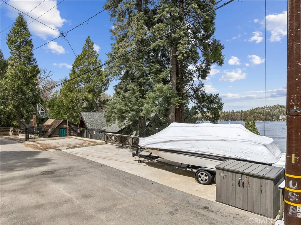 Additional image 131 of 28898 Palisades Dr, Lake Arrowhead, CA 92352