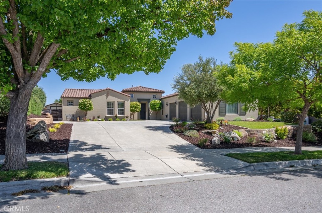 905 Vista Cerro Drive, Paso Robles, CA 93446 - MLS#: NS23093917