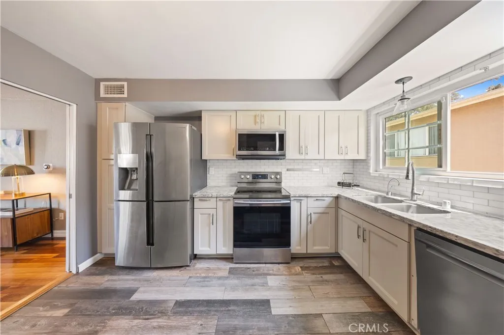 Additional image 11 of 3900 Lenawee Ave. Unit 8, Culver City, CA 90232