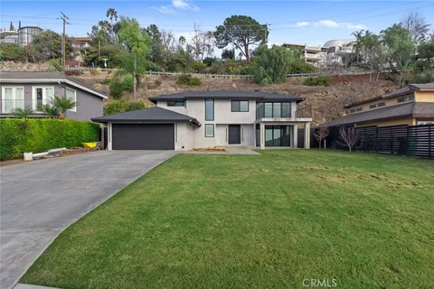 12270 Circula Panorama, Santa Ana, CA MLS: OC25004069