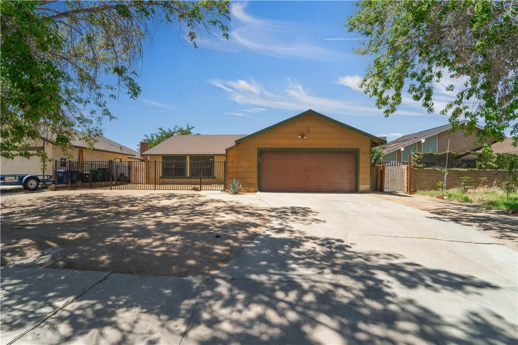 45115 18th Street W, Lancaster, CA 93534