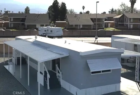 332 N Lyon Avenue Unit 34, Hemet, CA 92543 - MLS#: TR25073845