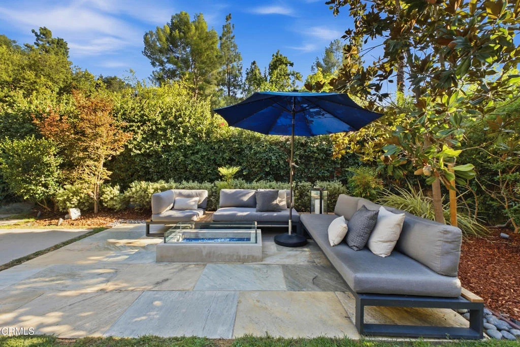 3616 E Chevy Chase Drive, Glendale, CA 91206 photo 4