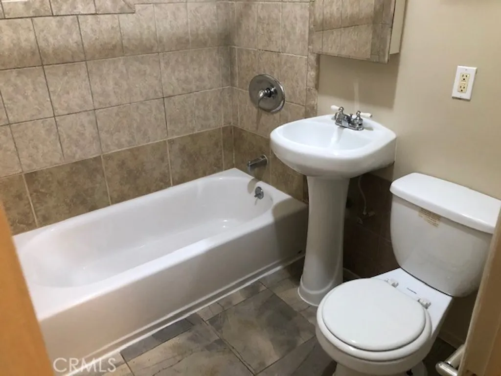 Additional image 17 of 723 E 3rd St, Long Beach, CA 90802