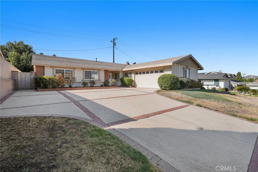 6736 Whitewood Street, Simi Valley, CA 93063