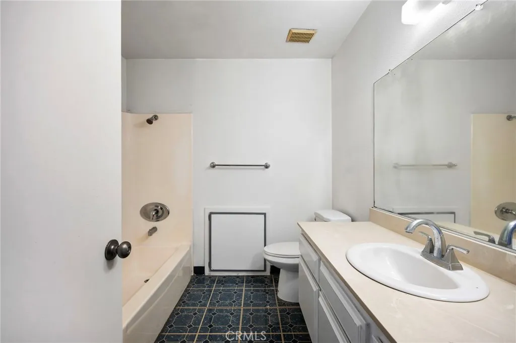 Additional image 70 of 818 W 213th Street, Torrance, CA 90502