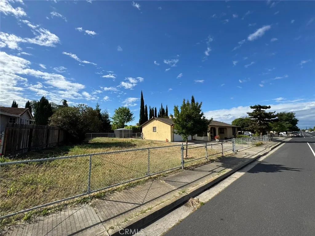 Additional image 36 of 1461 E D St, Oakdale, CA 95361