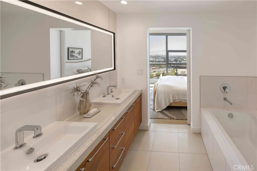 Additional image 36 of 9 MacArthur Place Unit 602, Santa Ana, CA 92707
