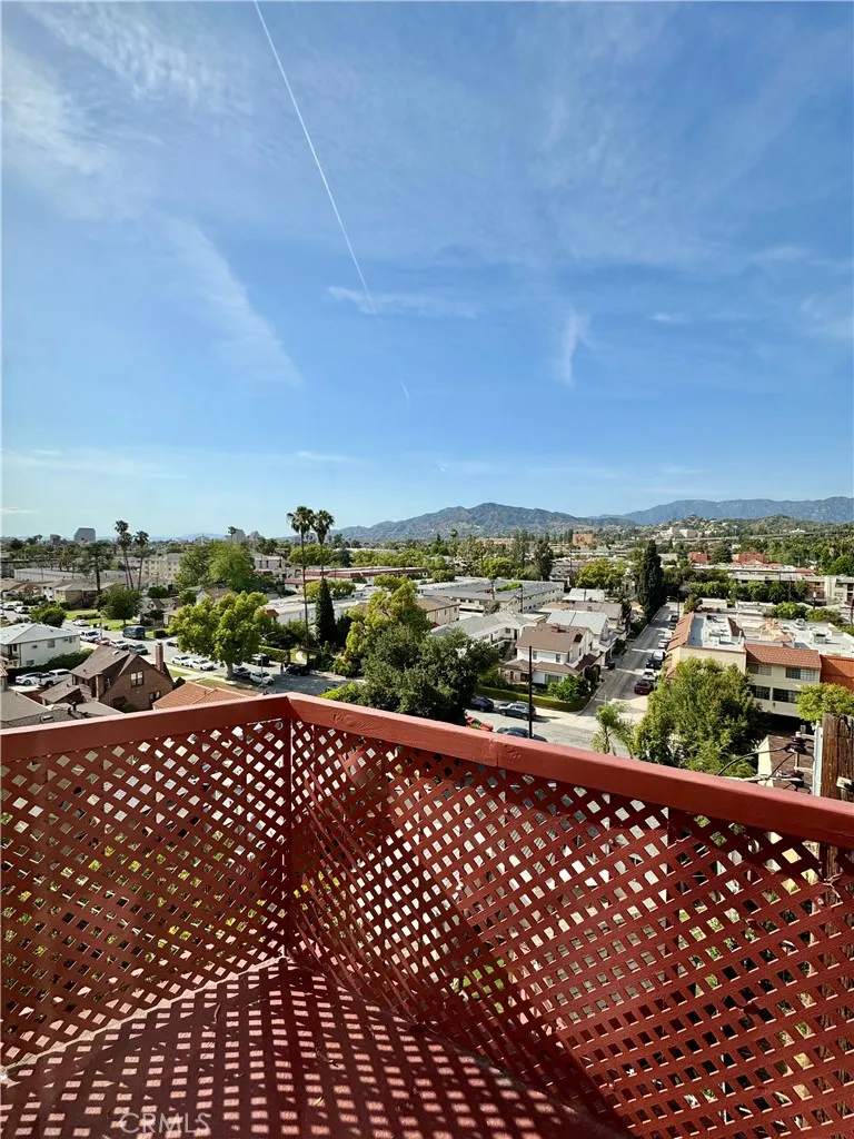Additional image 44 of 1523 Windsor Road Unit 105B, Glendale, CA 91205