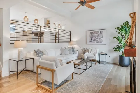 13232 Fiji Way Unit G, Marina Del Rey, CA MLS: PV25058899