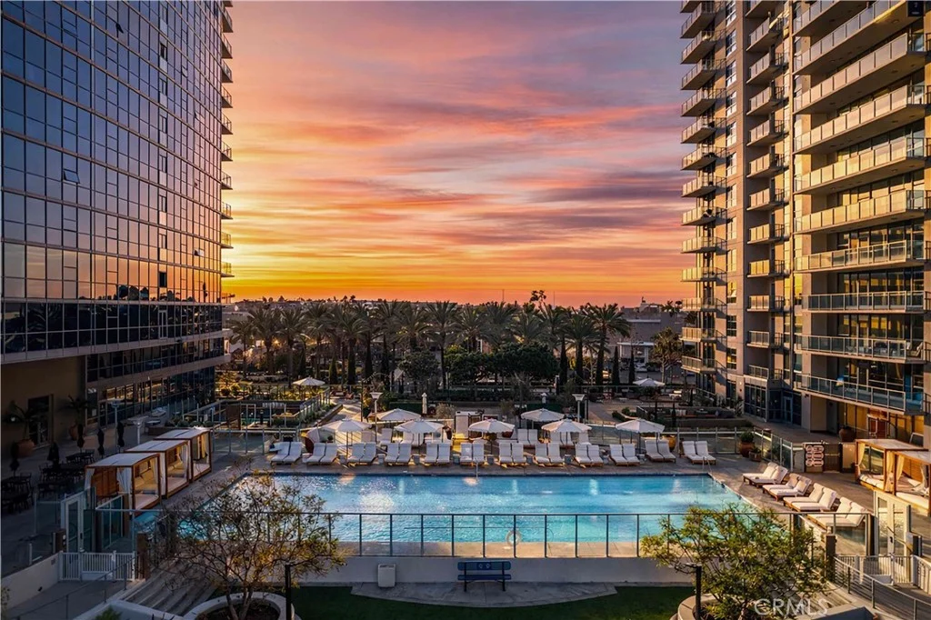 9 MacArthur Place Unit 2003, Santa Ana, CA 92707
