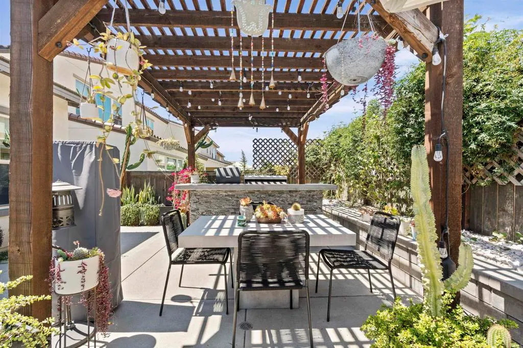 Additional image 101 of 1247 Corte Mendi, Chula Vista, CA 91911