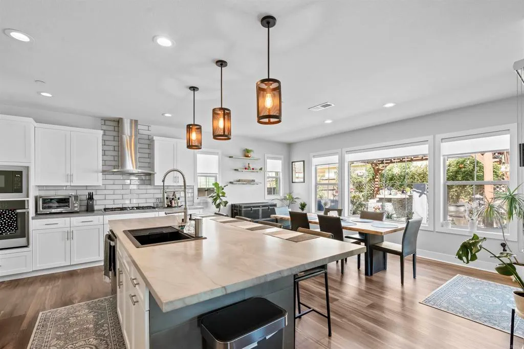 Additional image 4 of 1247 Corte Mendi, Chula Vista, CA 91911