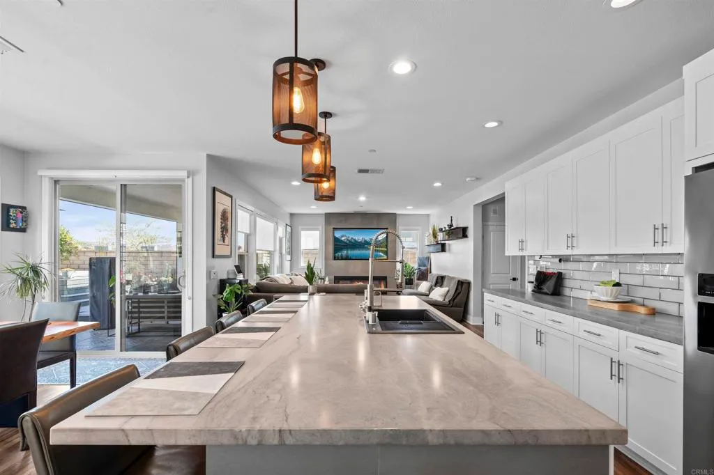 Additional image 8 of 1247 Corte Mendi, Chula Vista, CA 91911