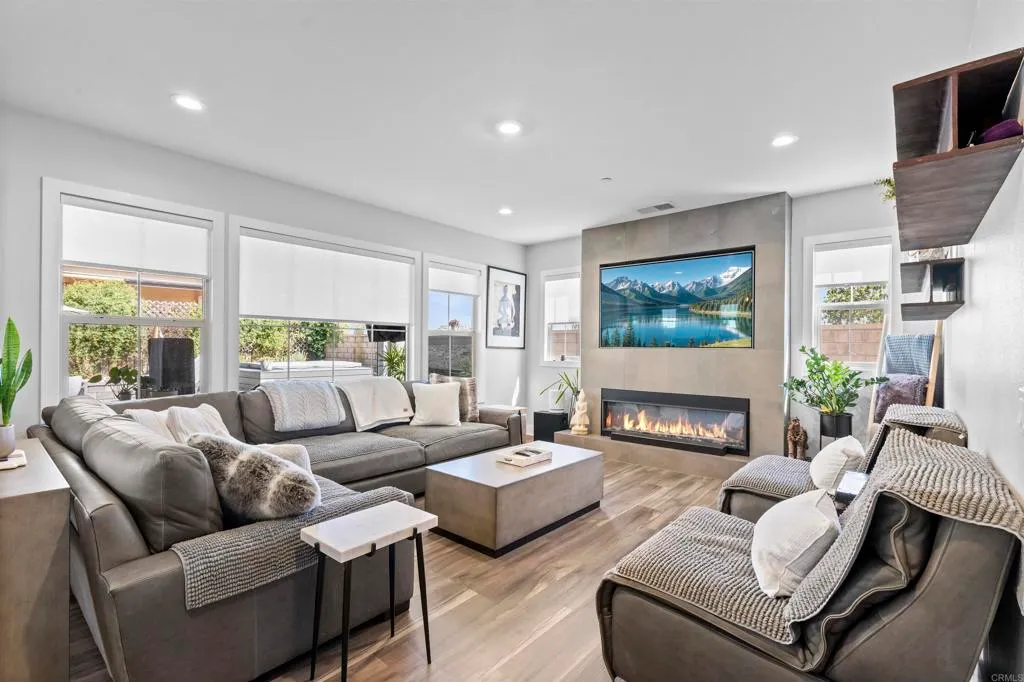 Additional image 12 of 1247 Corte Mendi, Chula Vista, CA 91911