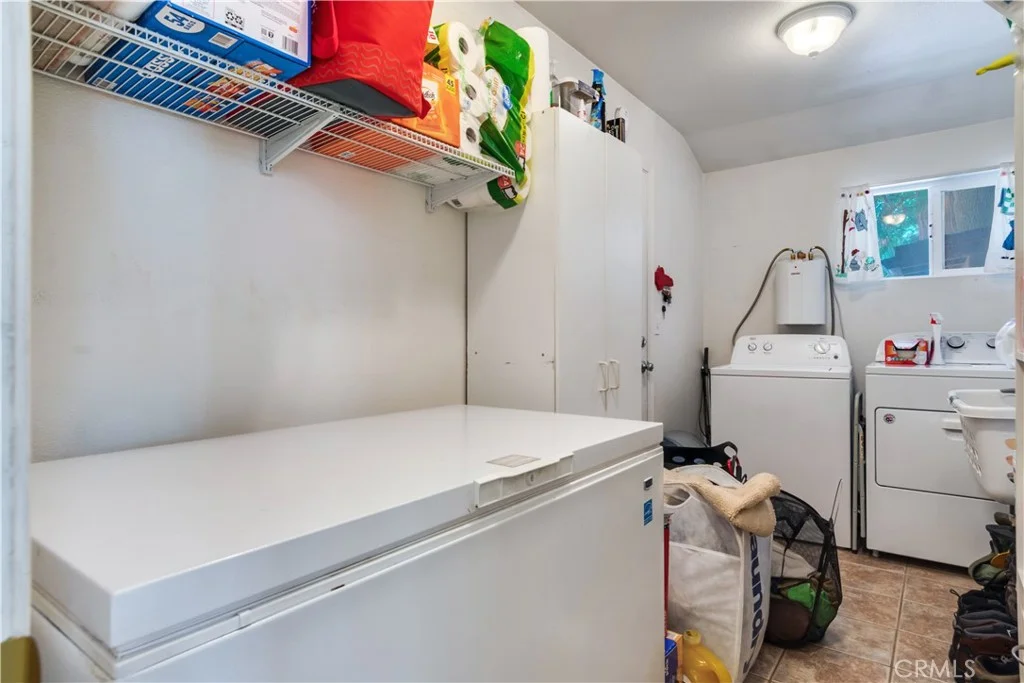 40353 Valley Of The Falls Drive, Forest Falls, CA 92339