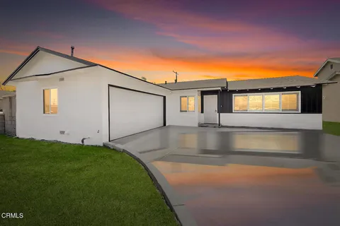3911 S G Street, Oxnard, CA MLS: V1-29619
