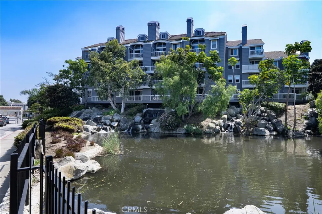 Additional image 94 of 20301 Bluffside Circle Unit 315, Huntington Beach, CA 92646