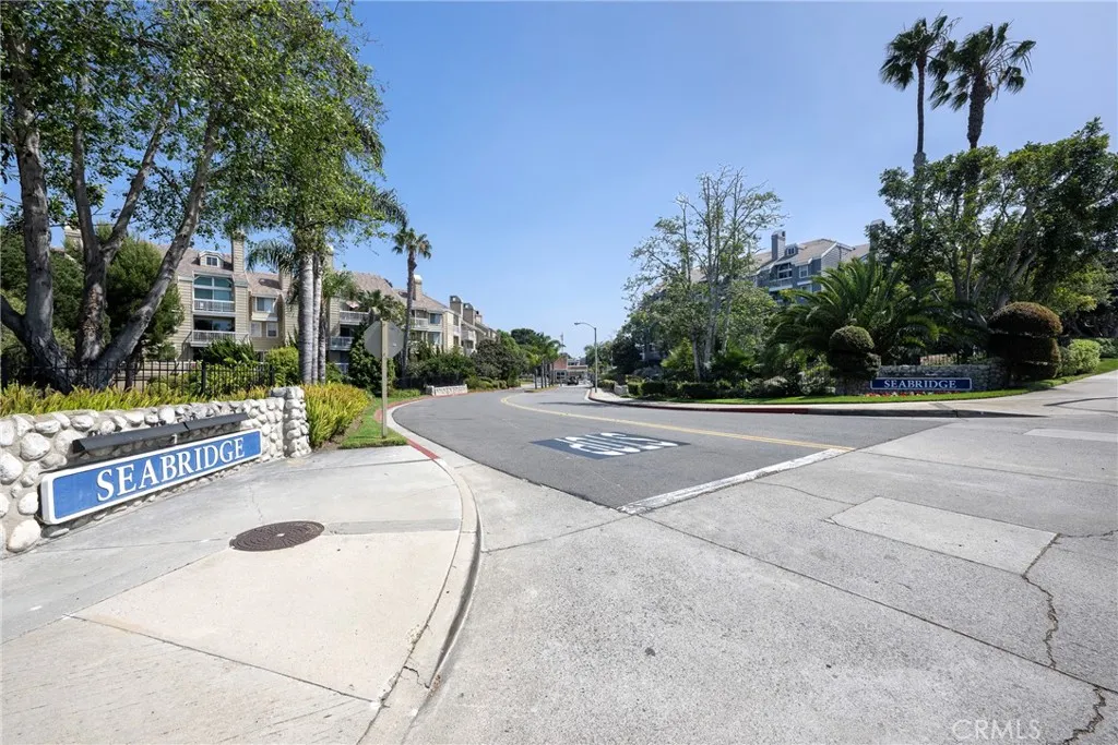 Additional image 93 of 20301 Bluffside Circle Unit 315, Huntington Beach, CA 92646