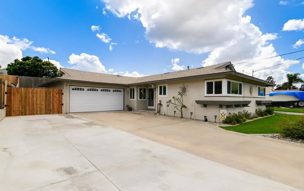 Additional image 58 of 8373 Lake Baca Drive, San Diego, CA 92119
