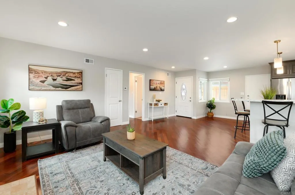 Additional image 36 of 8373 Lake Baca Drive, San Diego, CA 92119