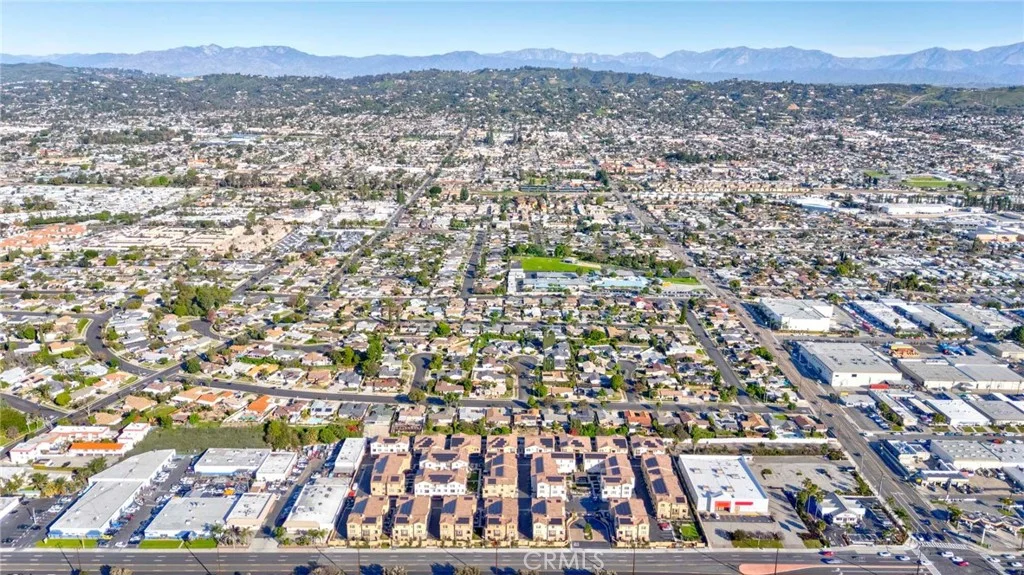 306 Vista Drive Unit 103, La Habra, CA 90631