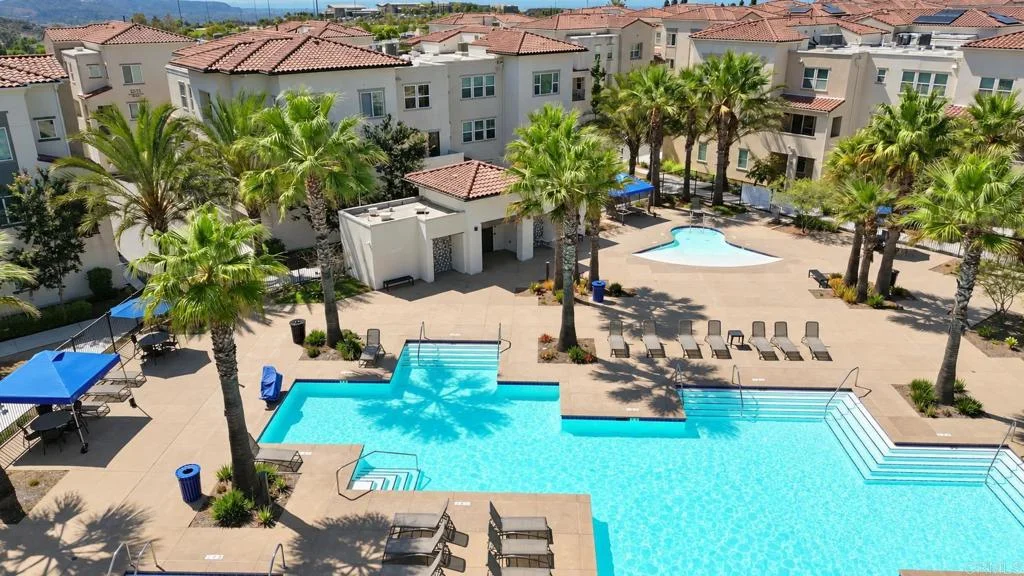 5204 Surfwalk Way Unit 156, San Diego, CA 92154