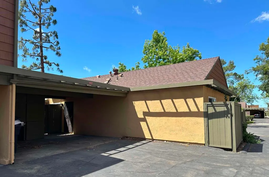 10527 Caminito Pollo, San Diego, CA 92126