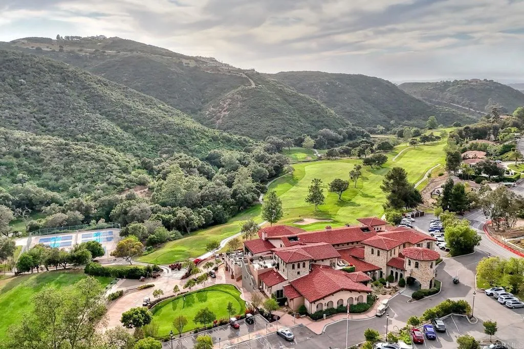 Additional image 104 of 28758 Vista Valley Dr, Vista, CA 92084