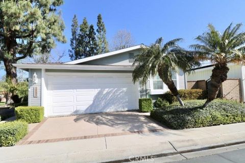 1605 Canyon Lake 138, Santa Ana, CA 92705 - MLS#: OC23059163
