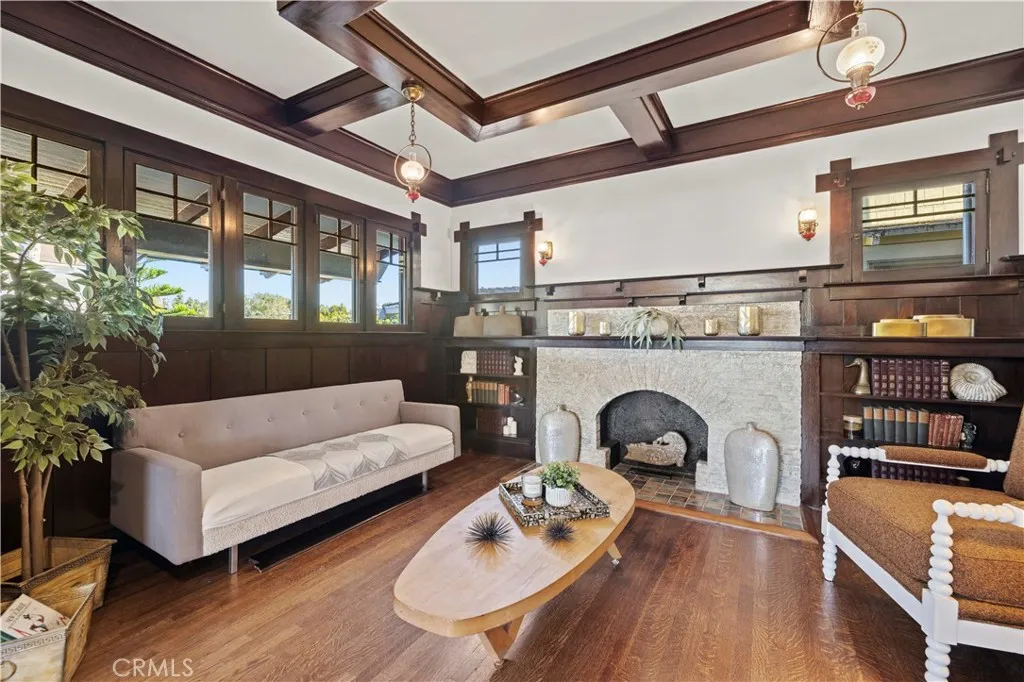 Additional image 89 of 525 Nolden St, Los Angeles, CA 90042