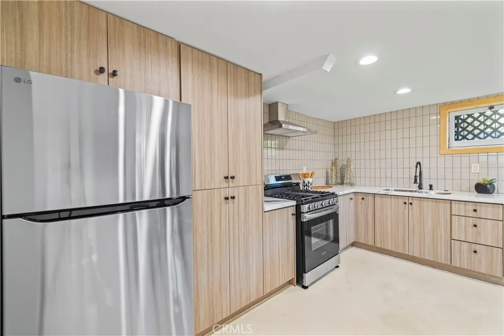 Additional image 65 of 525 Nolden St, Los Angeles, CA 90042