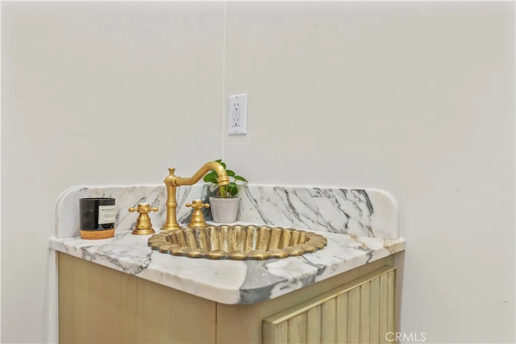 Additional image 117 of 525 Nolden St, Los Angeles, CA 90042