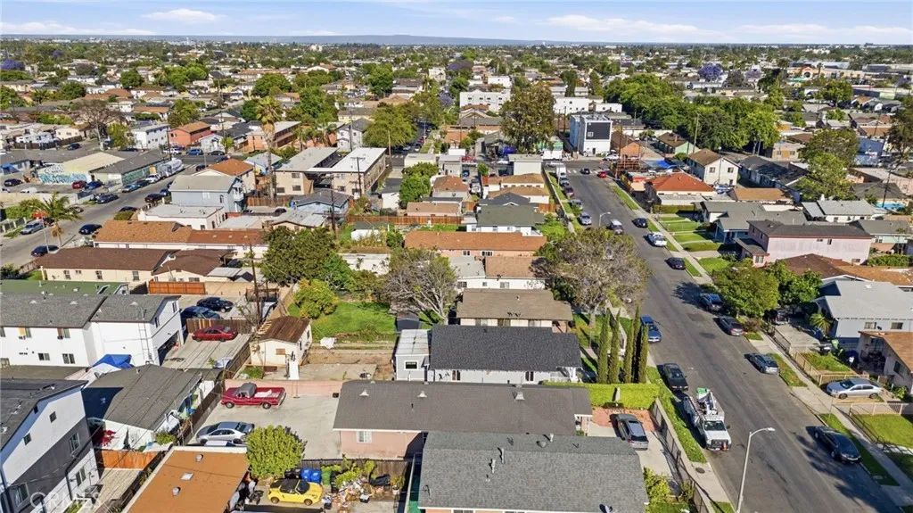 Additional image 63 of 137 W 84th Place, Los Angeles, CA 90003