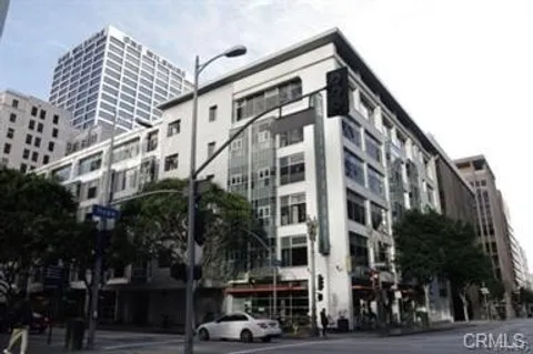 630 W 6th Street Unit 611, Los Angeles, CA MLS: DW25090331