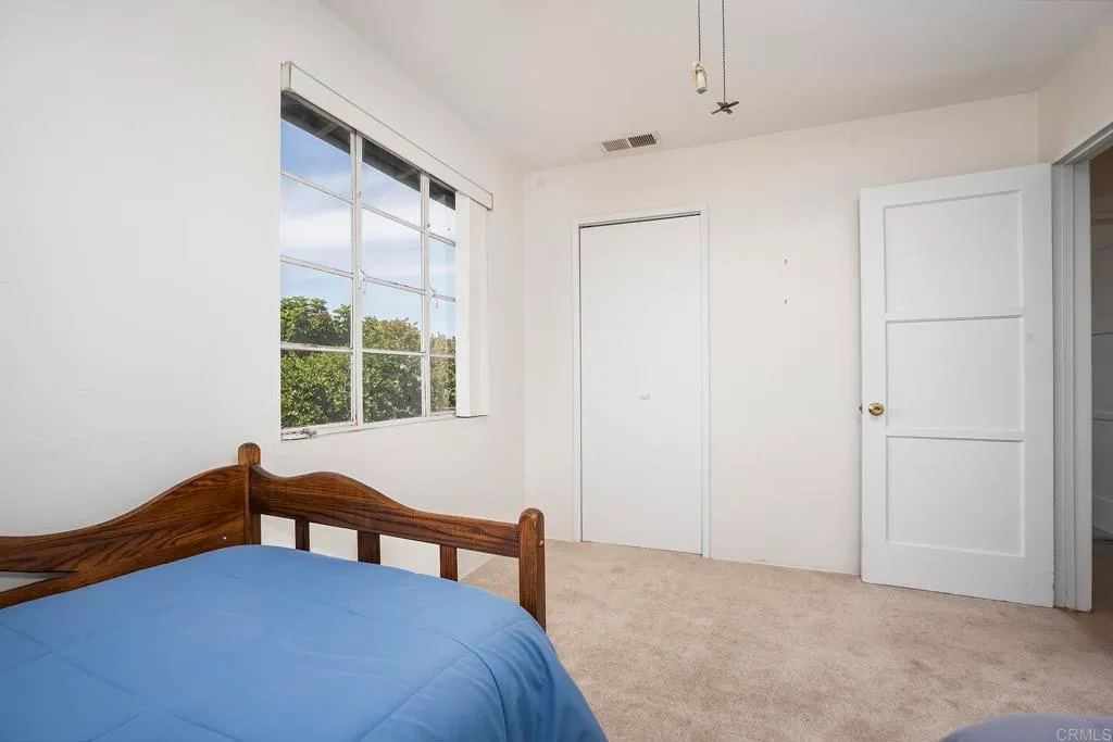 Additional image 38 of 2726 Comstock St, San Diego, CA 92111