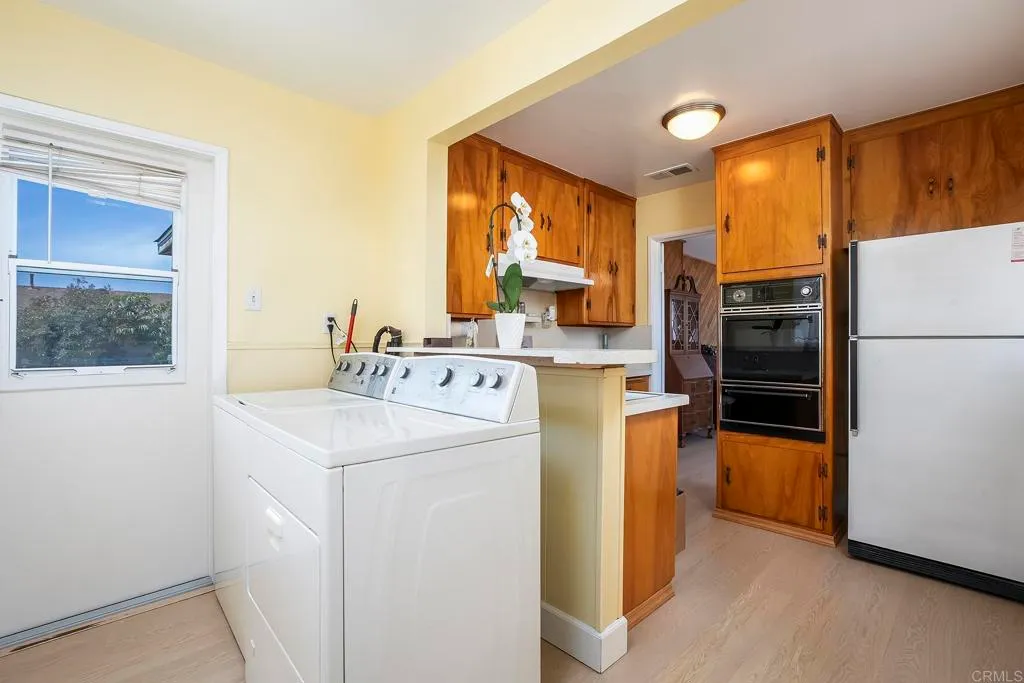 Additional image 32 of 2726 Comstock St, San Diego, CA 92111